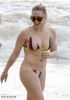 Hilary_Duff_sexy_costume_maui_beach_hawaii_04-02-2016_11.jpg