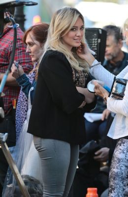 Hilary Duff sul set di Younger S2
Parole chiave: tvland