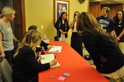 Chapman University, The National Society of Leadership and Success
Parole chiave: universitÃ  discorso incontro studenti