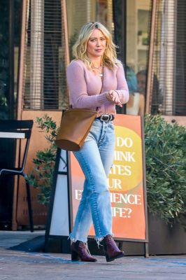 Hilary Duff in pausa pranzo a LA
