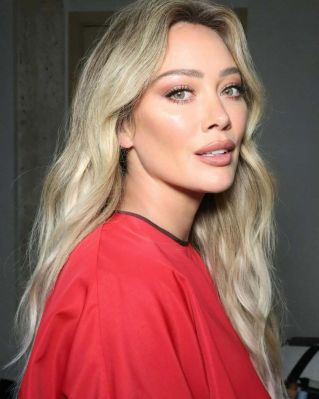 Hilary Duff - Milano Fashion Week
Parole chiave: milano italia moda fendi fashion