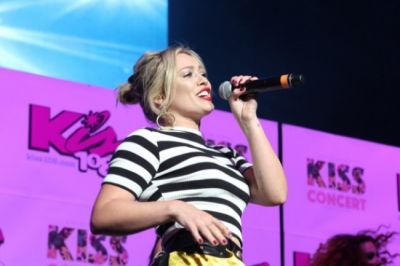 Kiss Concert 2015, Hilary Duff Live
Parole chiave: sparks