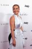 Nome del file=Hilary-Duff-ai-Fashion-Los-Angeles-Awards-2026-red-carpet-8.jpg
Dimensione del file=137KiB
Dimensioni=1200x1800
Aggiunta il=15 Apr 2026 Hilary-Duff-ai-Fashion-Los-Angeles-Awards-2026-red-carpet-8.jpg