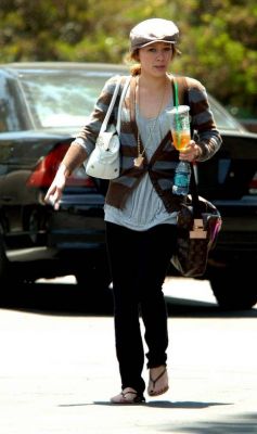hilaryd-dot-org_starbucks-la-2006jun15-002.jpg