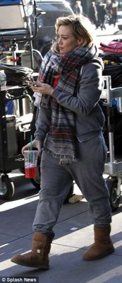 Hilary Duff sul set di Younger a New York
