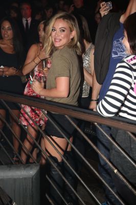 Presentazione di Chasing the Sun
Hilary Duff presenta il nuovo singolo "Chasing the Sun" al Marquee di New York
