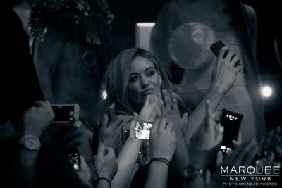 Presentazione di Chasing the Sun
Hilary Duff presenta il nuovo singolo "Chasing the Sun" al Marquee di New York
