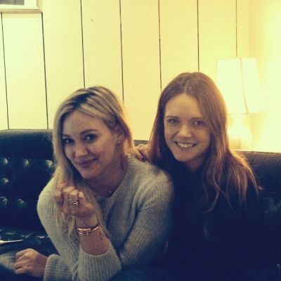 Hilary Duff e Tove Lo in studio di registrazione
