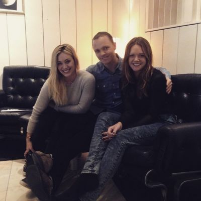 Hilary Duff e Tove Lo in studio di registrazione
